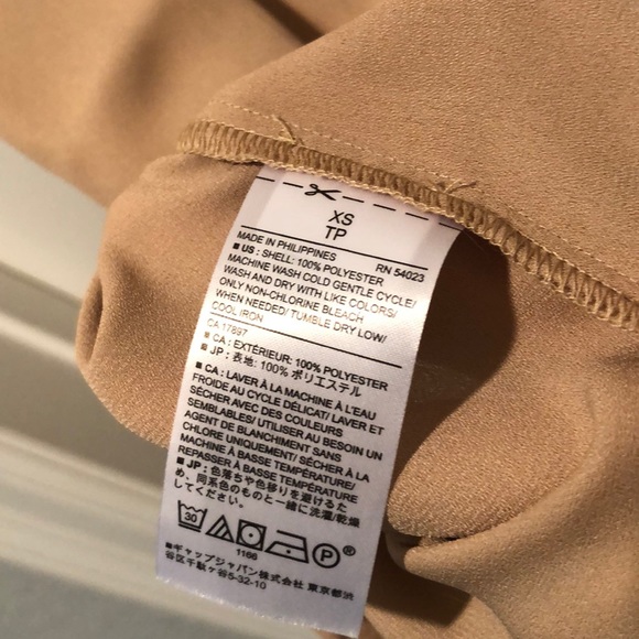 Banana republic NWT dressy too XS - Picture 5 of 5